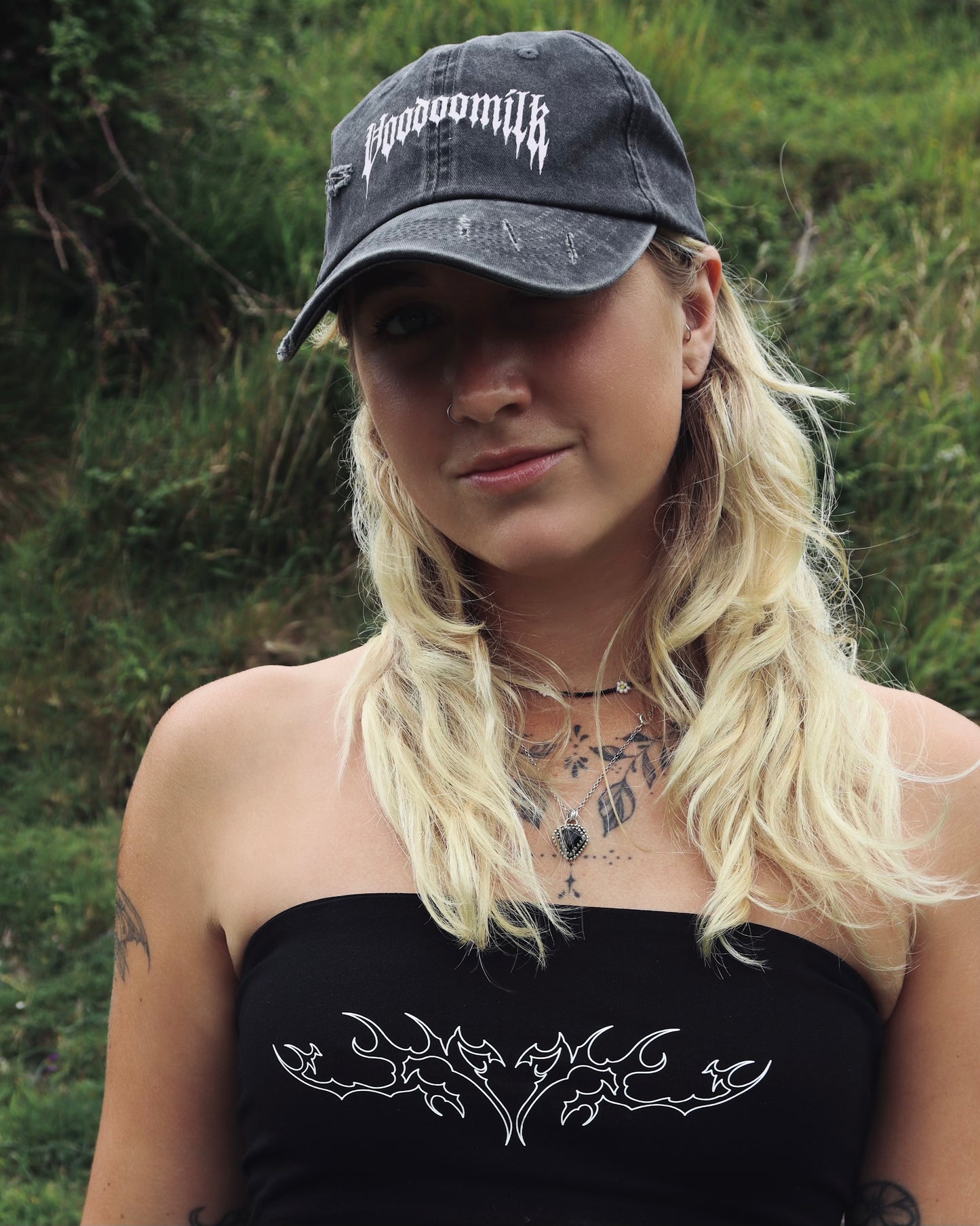 DISTRESSED - Cap (Washed Black & Baby Pink)