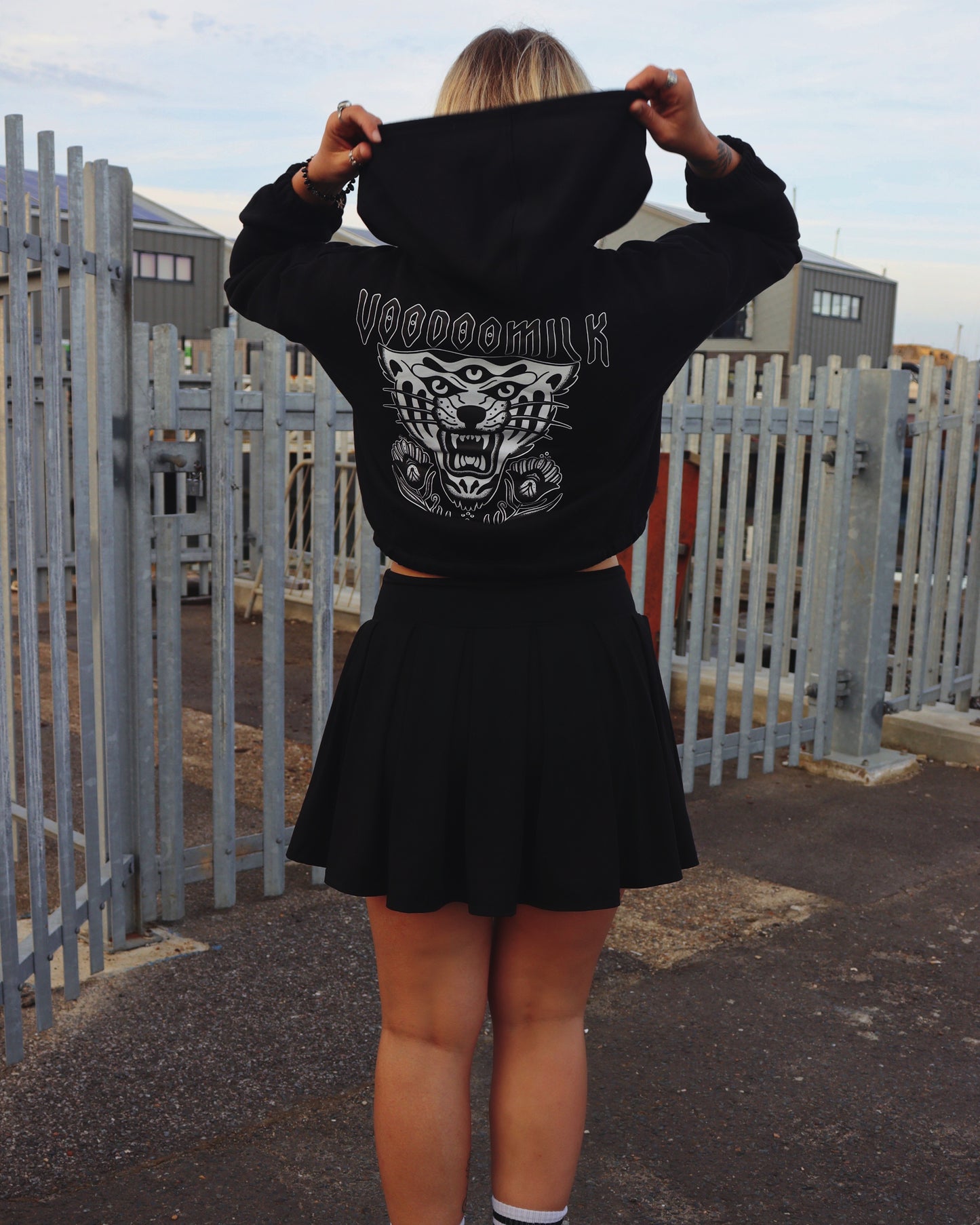 RITUAL - Cropped Hoodie (Black)