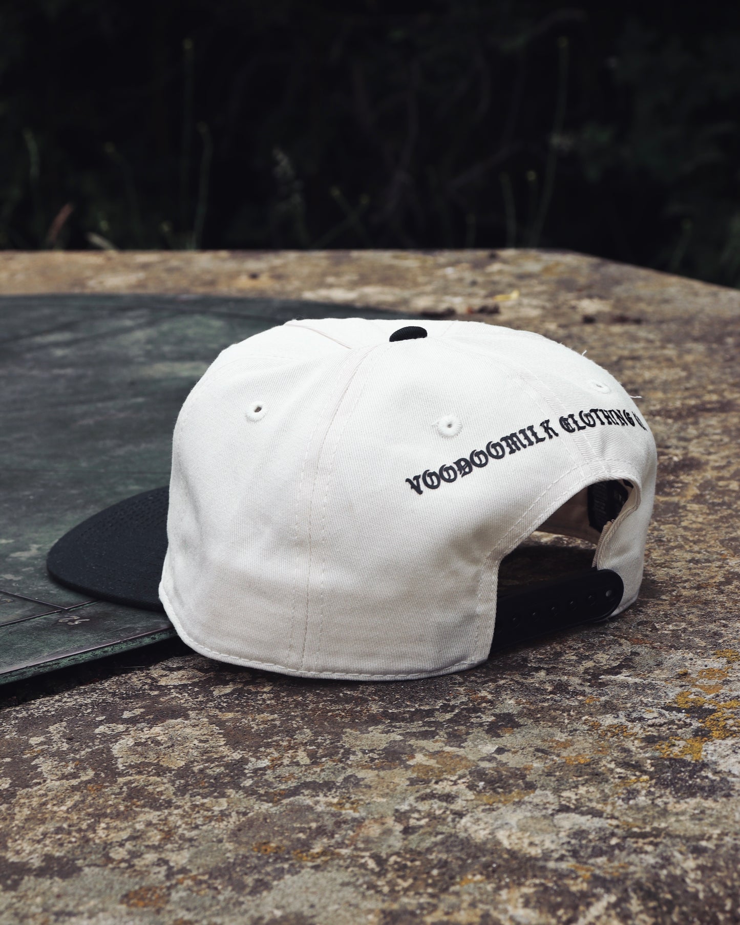 INFERNO - 2 Tone Cap (Black & Natural)