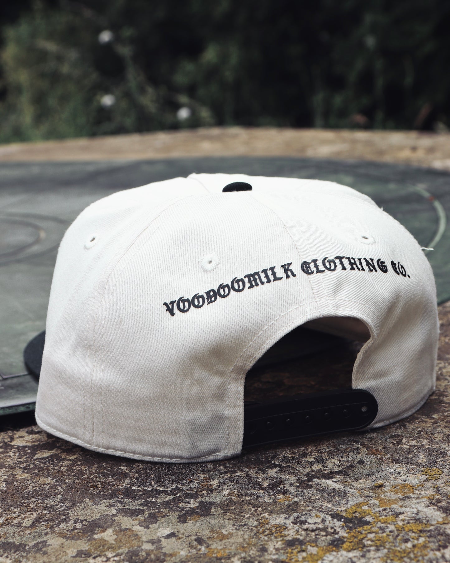 INFERNO - 2 Tone Cap (Black & Natural)