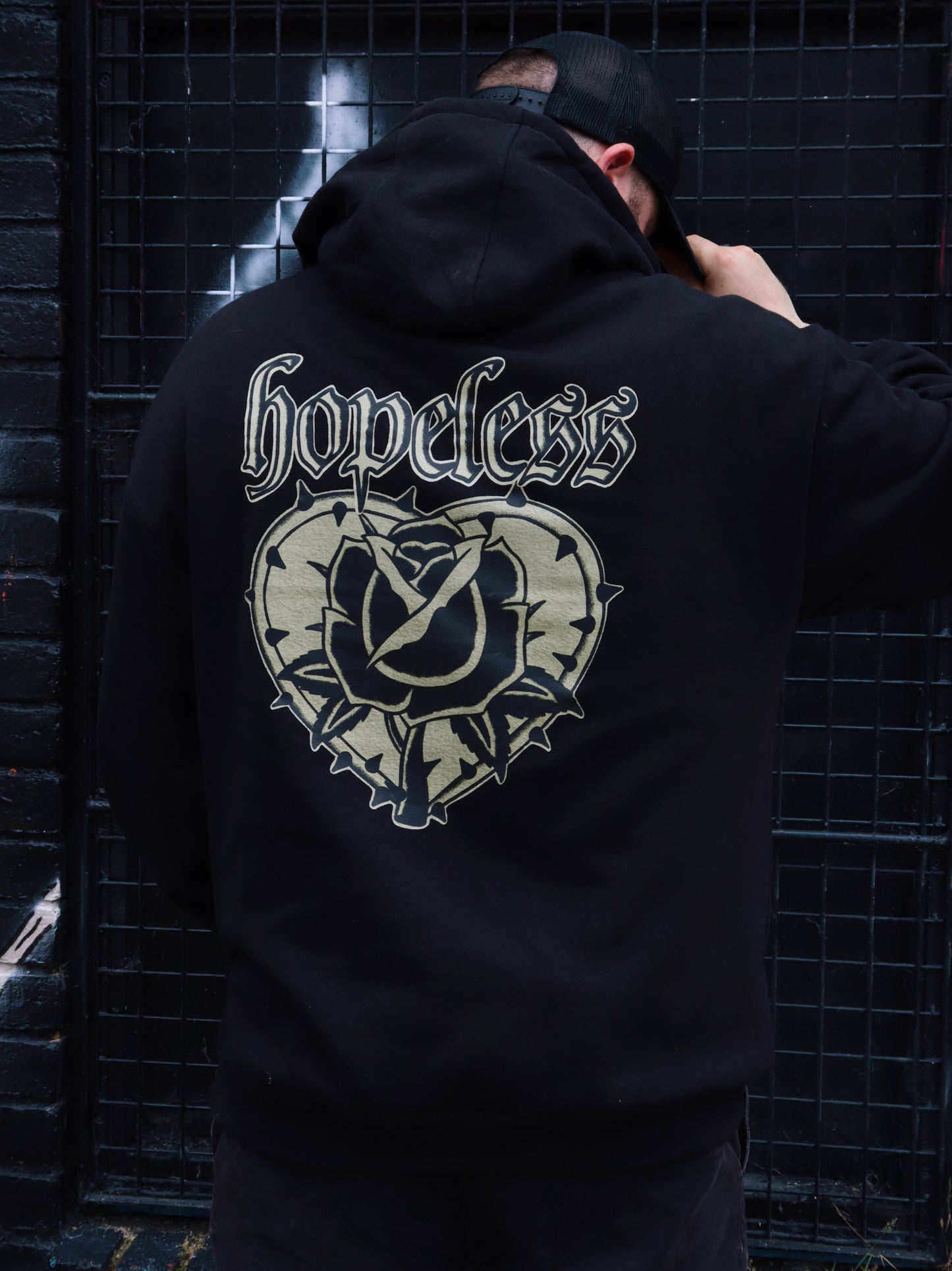 HOPELESS HOODIE / BLACK