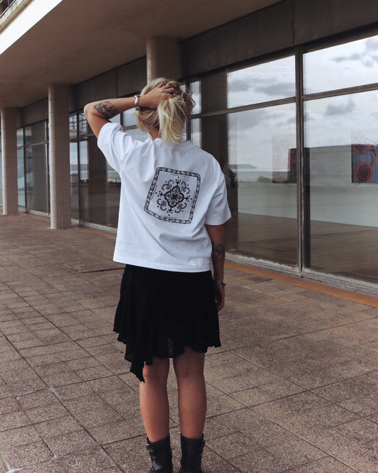 OPHELIA - Oversized Boxy T-Shirt (White)